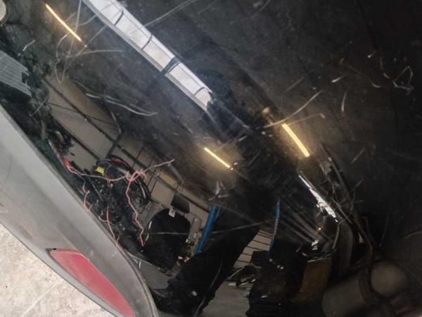 PARE CHOC ARRIERE MAZDA - Vue 5